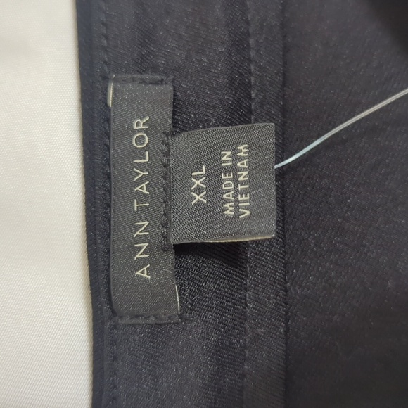 NWT Ann Taylor Short Sleeve V Neck Top, Color Gray/Black Size XXL - Picture 8 of 14